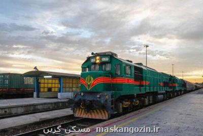 حمل بار و مسافر در محور ریلی زنجان- تهران افزایش یافت