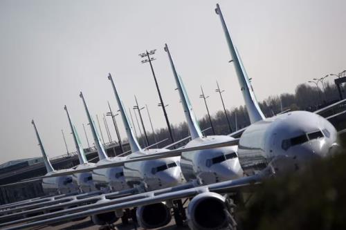 دود اختلاف برسر افزایش قیمت بلیت هواپیما به چشم مسافران رفت