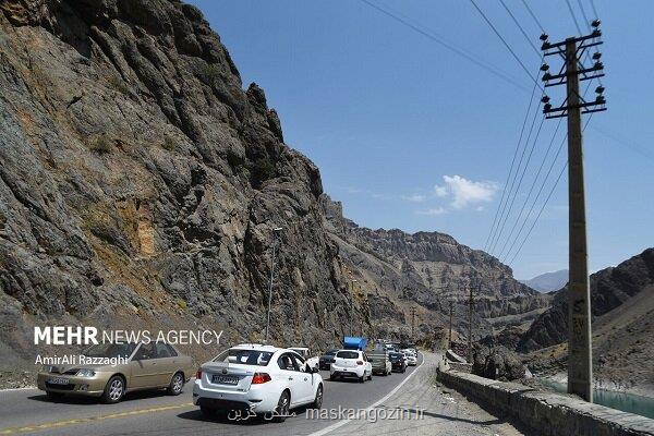 تردد روان در آزاد راه تهران-شمال و ترافیک سنگین در جاده چالوس