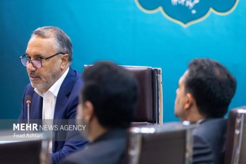 احکام قانون توزیع مواد اولیه قیر برای طرح های عمرانی اجرا شود