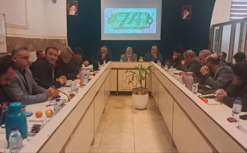 ورود استاندار تهران به حل ارایه خدمات به بیماران خاص و ایجاد خانه بهداشت و ایمن سازی راه های روستایی تهران