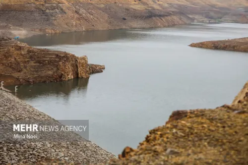 کاهش ۹۵ میلی متری میانگین بارندگی های تهران افزایش ۱ و دو دهم درجه ای دمای هوا